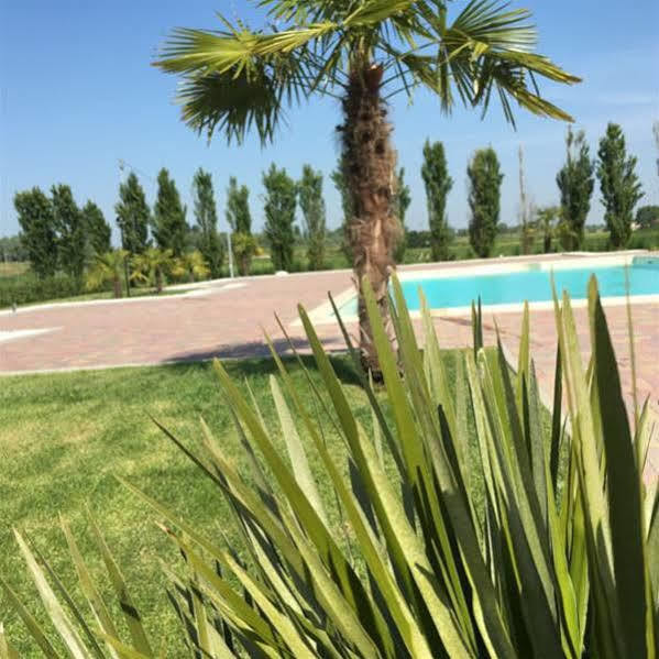 Hotel Bussana Porto Tolle Eksteriør bilde