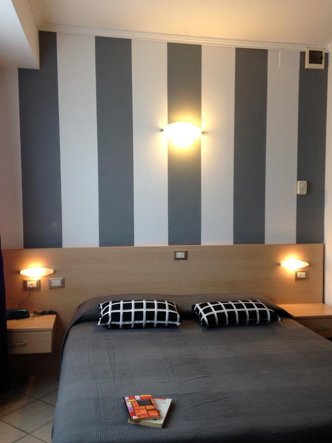 Hotel Bussana Porto Tolle Eksteriør bilde