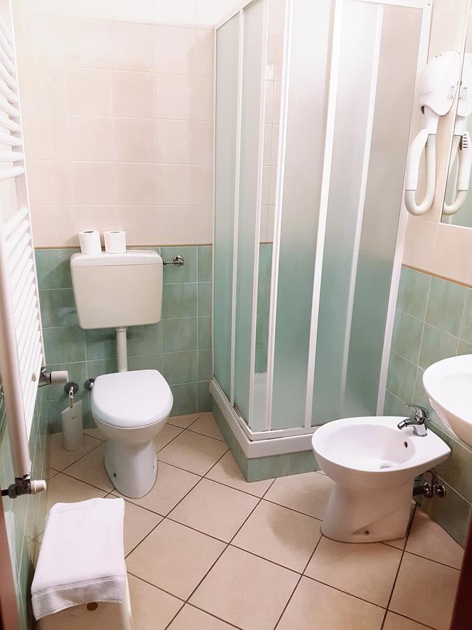 Hotel Bussana Porto Tolle Eksteriør bilde